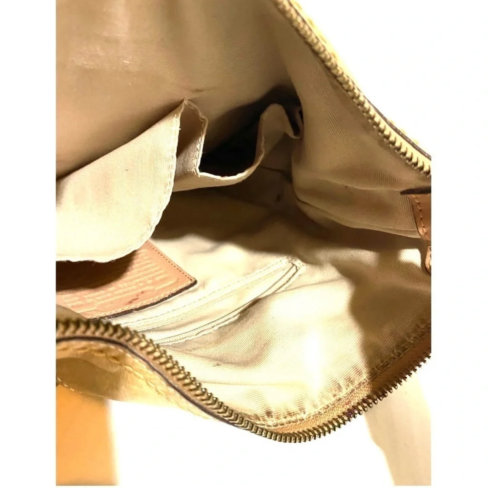 Coach vintage distressed leather beige crossbody handbag
